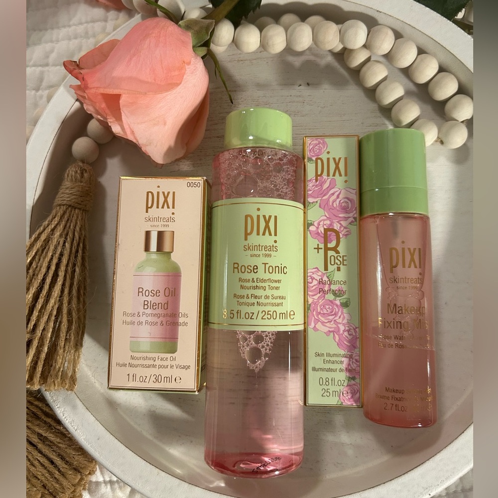 🌷 Pixi Rose Glow Skincare Bundle – Brand New & Sealed 🌷
